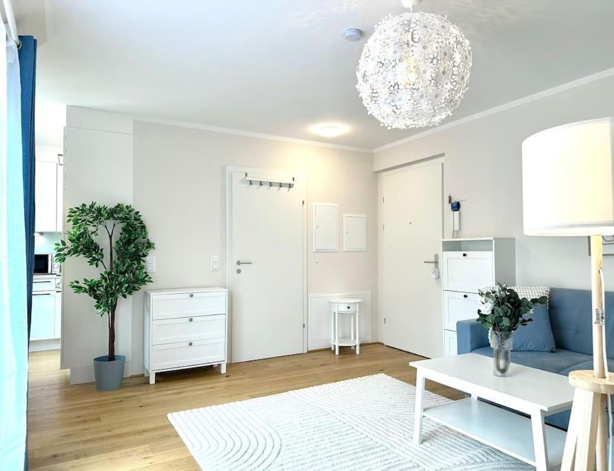 Free Parking I Big Balcony I Naehe Schoenbrunn * Wien